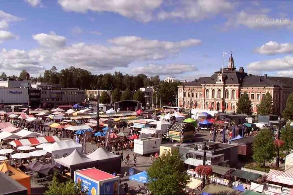 Mukava Saunallinen Kaksio Omalla Sisaeaenkaeynnillae Ja Ilmaisella Autopaikalla Kuopio Eksteriør bilde